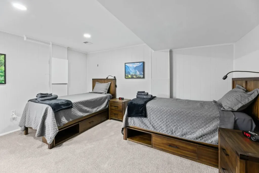 Bed room for Low Intensity Residential Treatment In Virginia - Mainspring Recovery